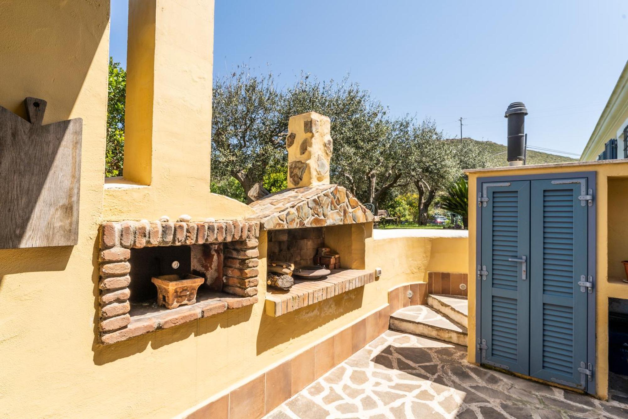 B&B Calata Di Soli Miniera dellʼArgentiera 외부 사진